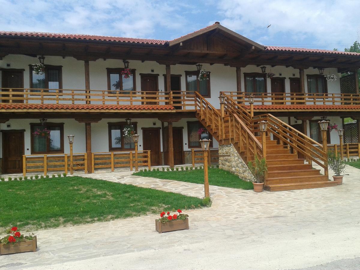 Hotel Complex Barite à Chernevo Extérieur photo