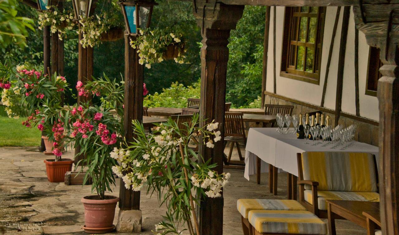 Hotel Complex Barite à Chernevo Extérieur photo