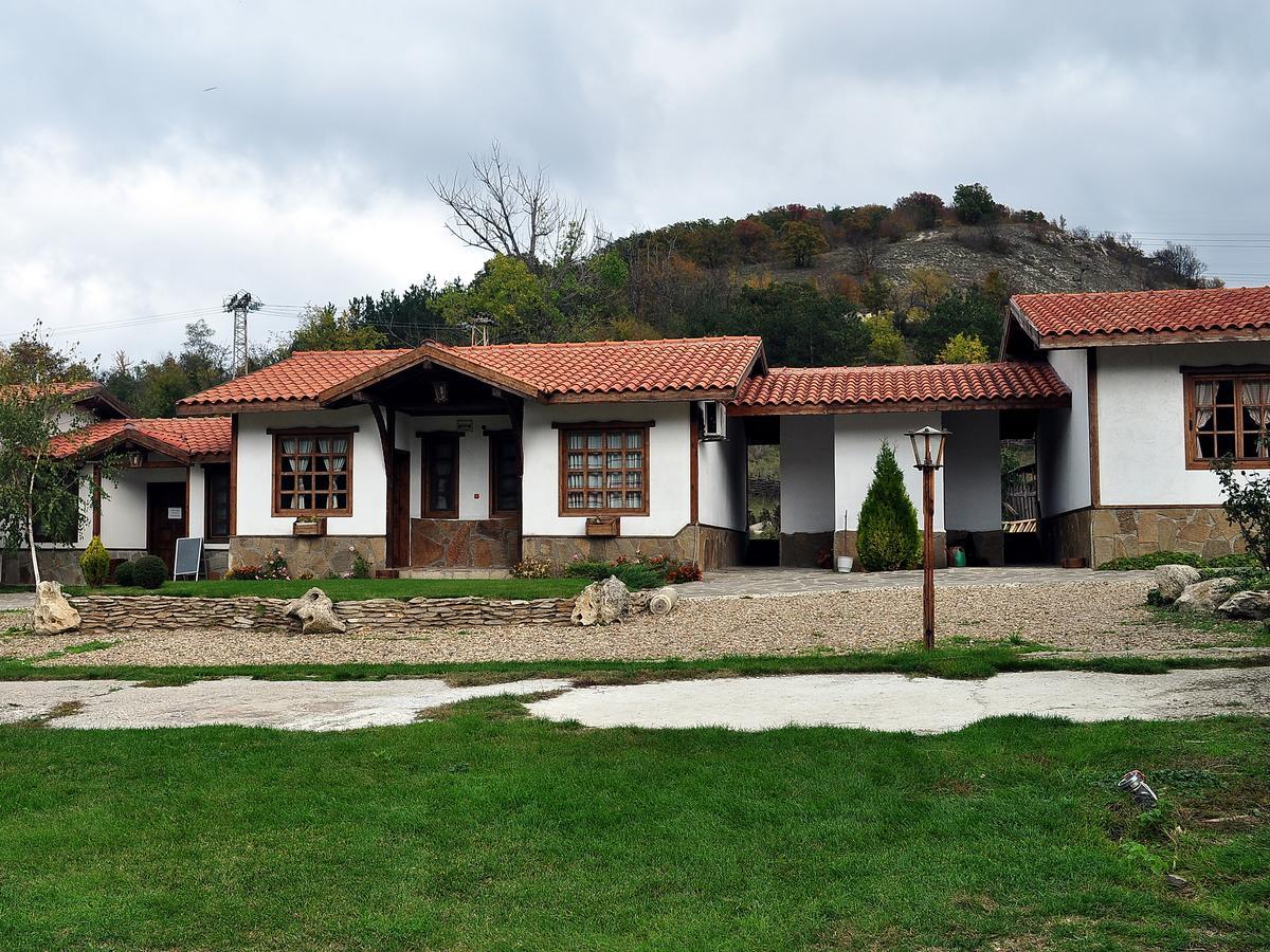 Hotel Complex Barite à Chernevo Extérieur photo